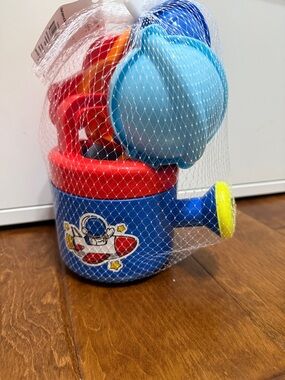 NWT Way to Celebrate! Space Garden Tool Set Watering Can and Sand Toy Set